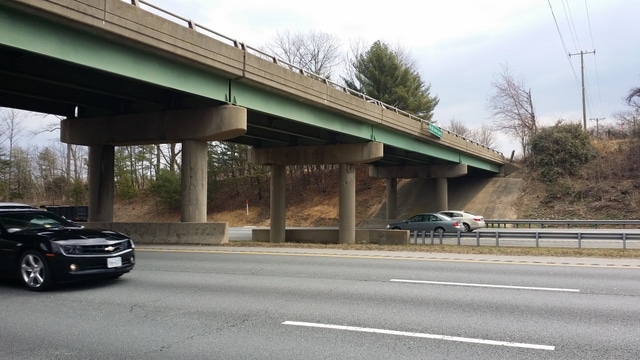 Virginia Interstate 95 remains shut down for removal of Potomac